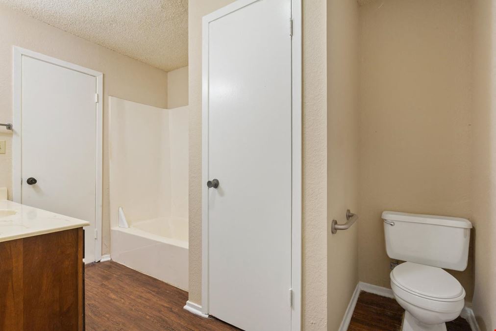 5506 Kingsman Apartments - Multifamily Portfolio