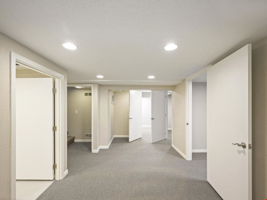 Hollywood/Laurelhurst Office Bldg Opportunity