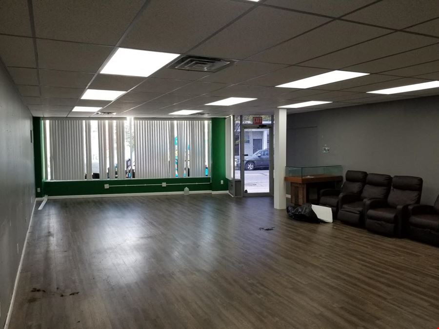 558-560 Hempstead Ave