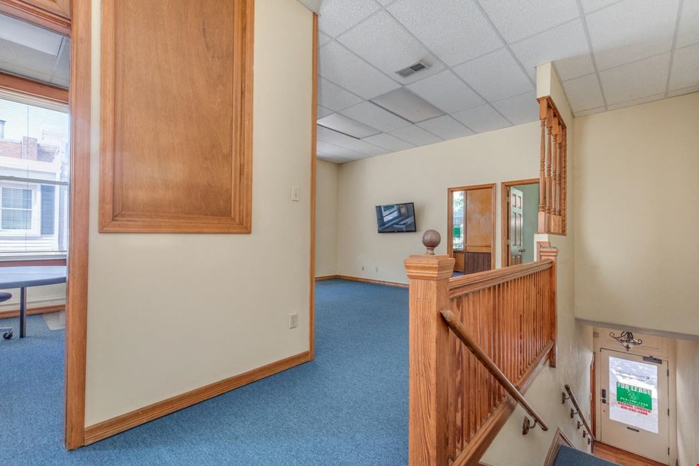 Main Street St. Charles Office Space For Lease