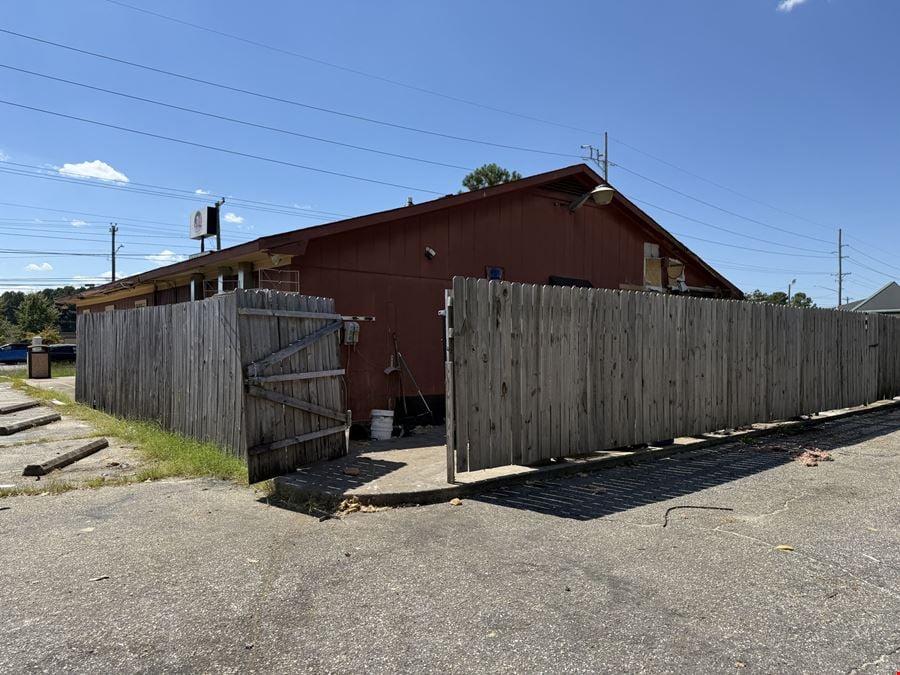 Fully Remodeled Restaurant Opportunity