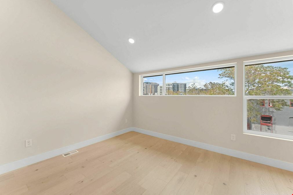 35th & Lawrence Townhome Portfolio