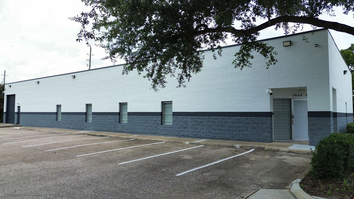 3664 Walnut Bend Lane