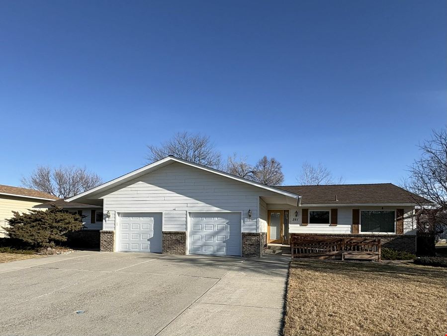 351 Montclair Dr