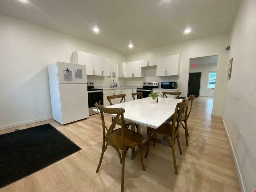 309 8th Ave SE
