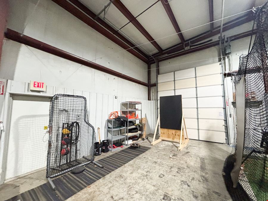 11,824 SF Office/Warehouse for Lease