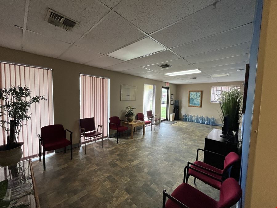 6202 Presidential Court Unit A, 2,050 Square Feet Medical Office Fort Myers, FL 33919