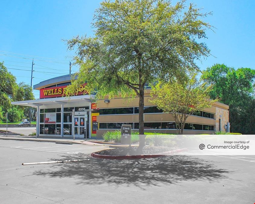 Parmer McNeil Plaza