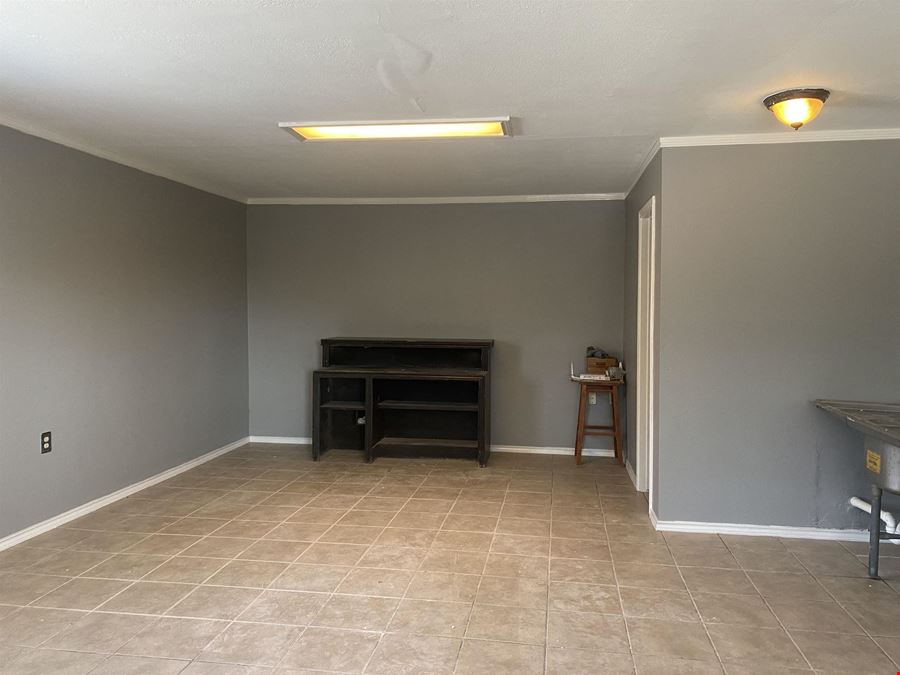 1802 Santa Maria Ave