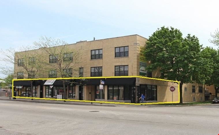Chicago Street Retail – 100% Leased with Rent Upside