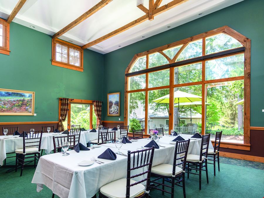 Highland Lake Inn & Resort