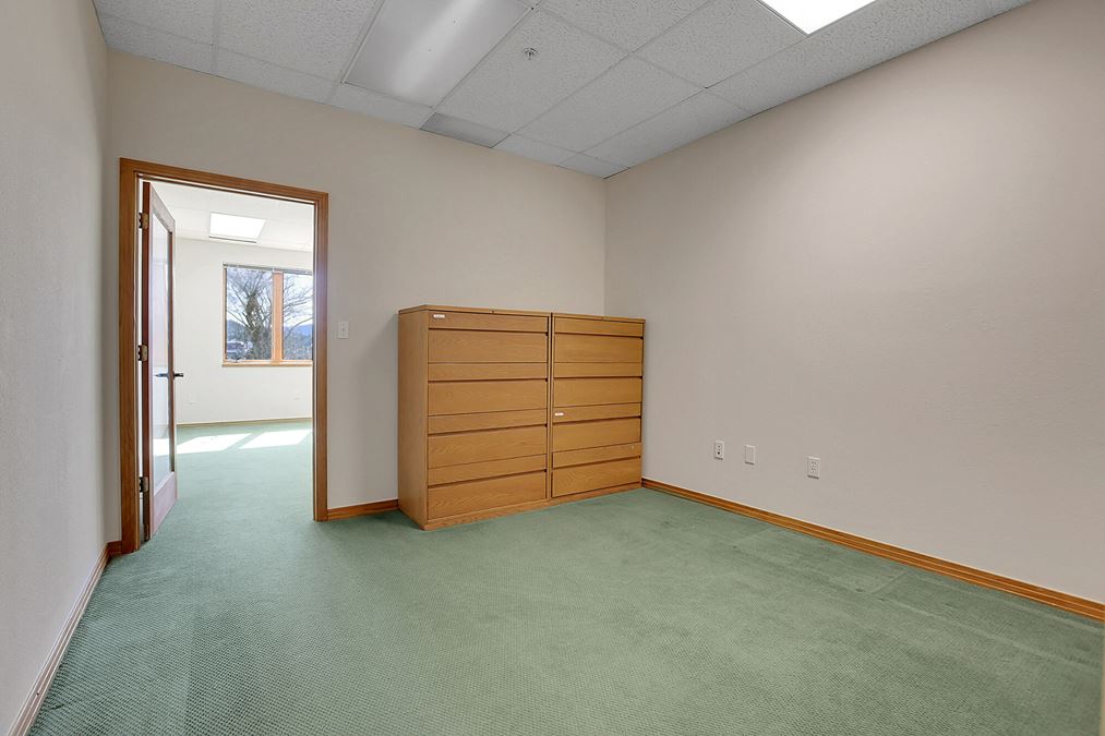 30752 Southview Drive Suite D
