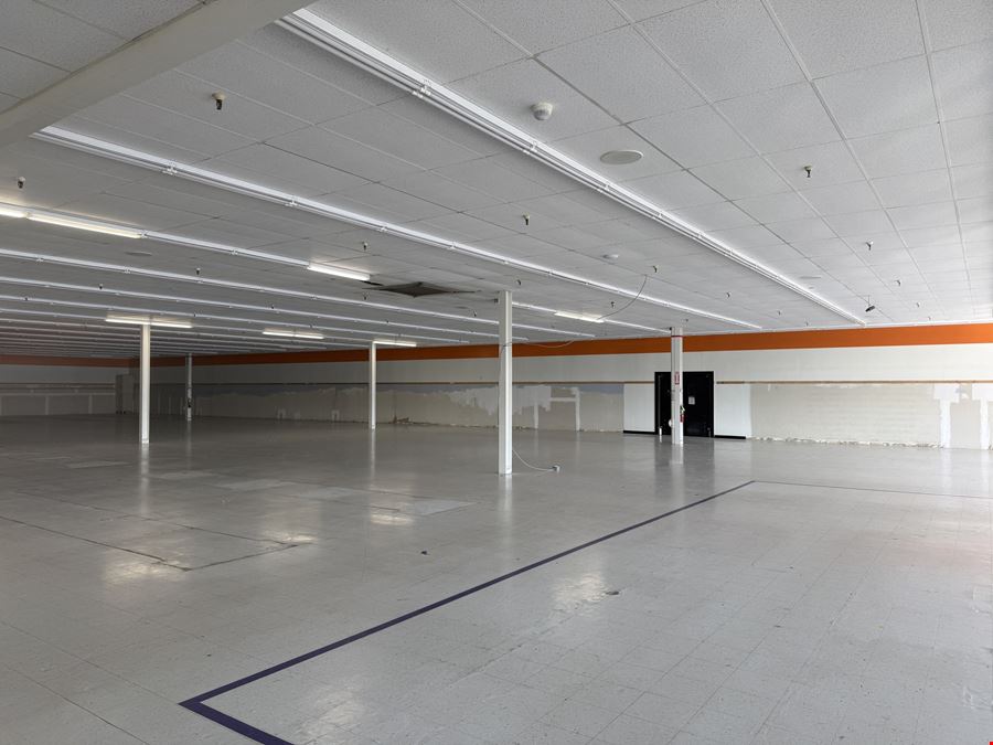 Alameda Shopping Center