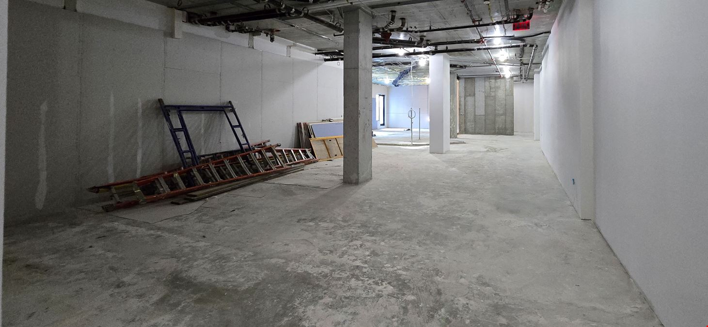 2,850 SF | 88 North 1st Street | Prime Retail Space Available in Williamsburg for Lease