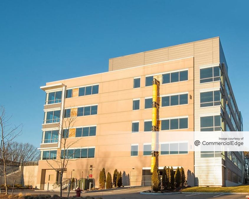 Burlington Woods Office Park