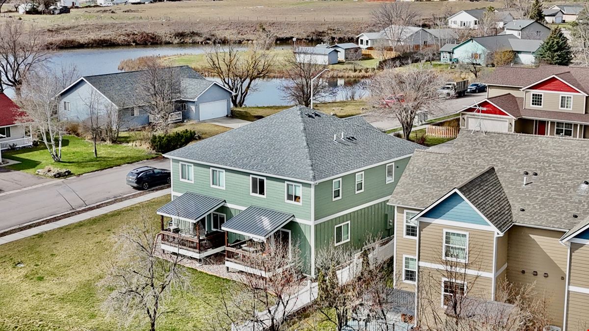 Duplex - 7 Muskrat Dr
