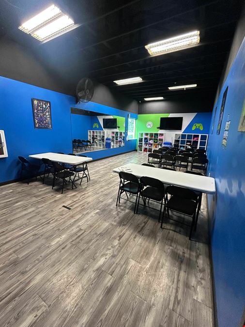 2401 South A.W. Grimes Boulevard