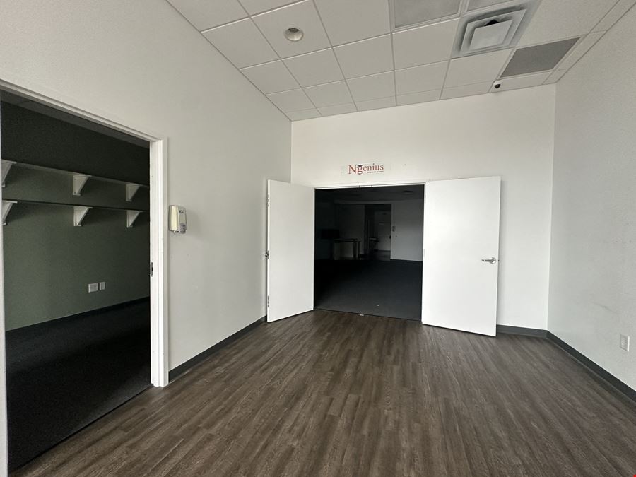 Medical Park Station - High Quality Street Front Retail Center
