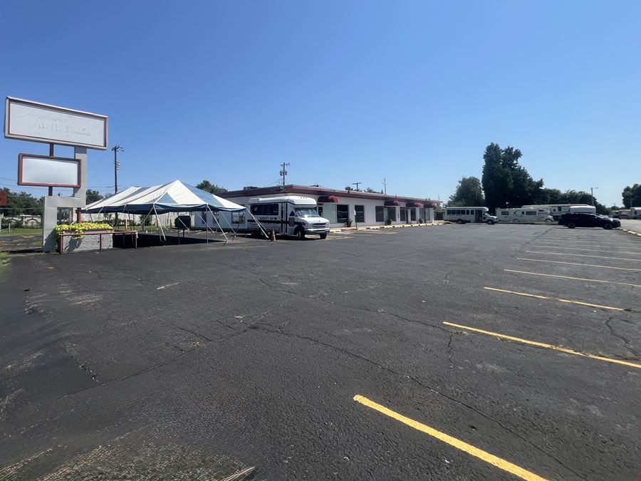 3200 E. Reno Ave