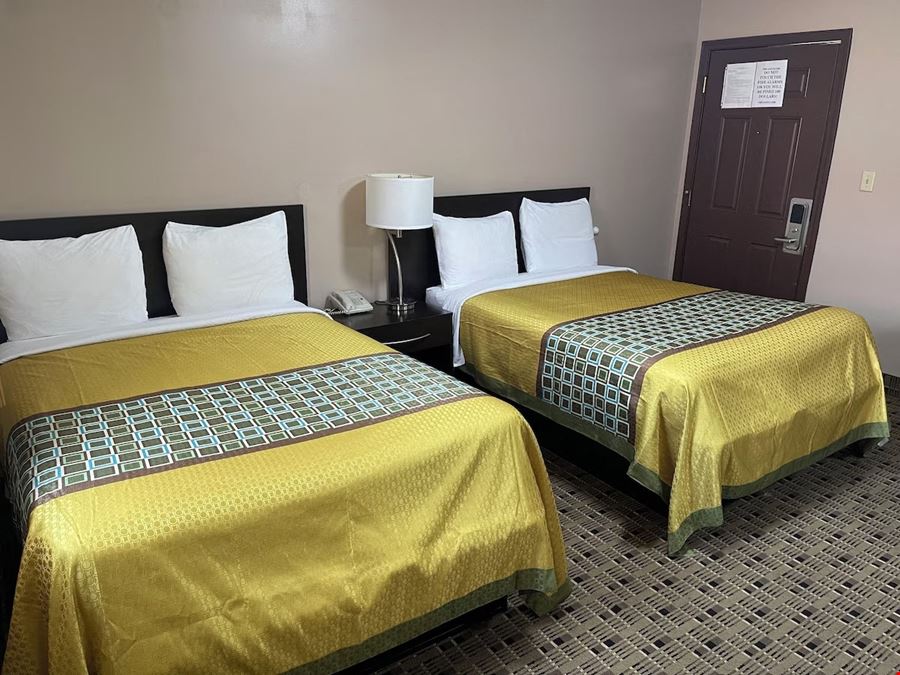 Economy Inn & Suites Ashtabula Ohio