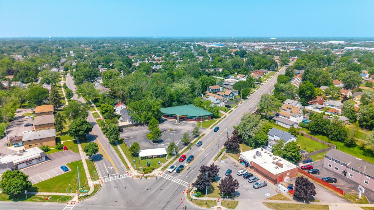 1630 Eggert Rd.