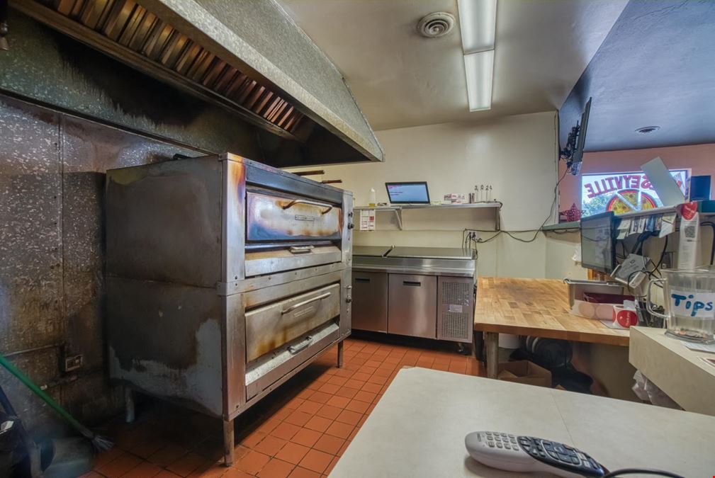 Kelseyville Pizza Business Opportunity