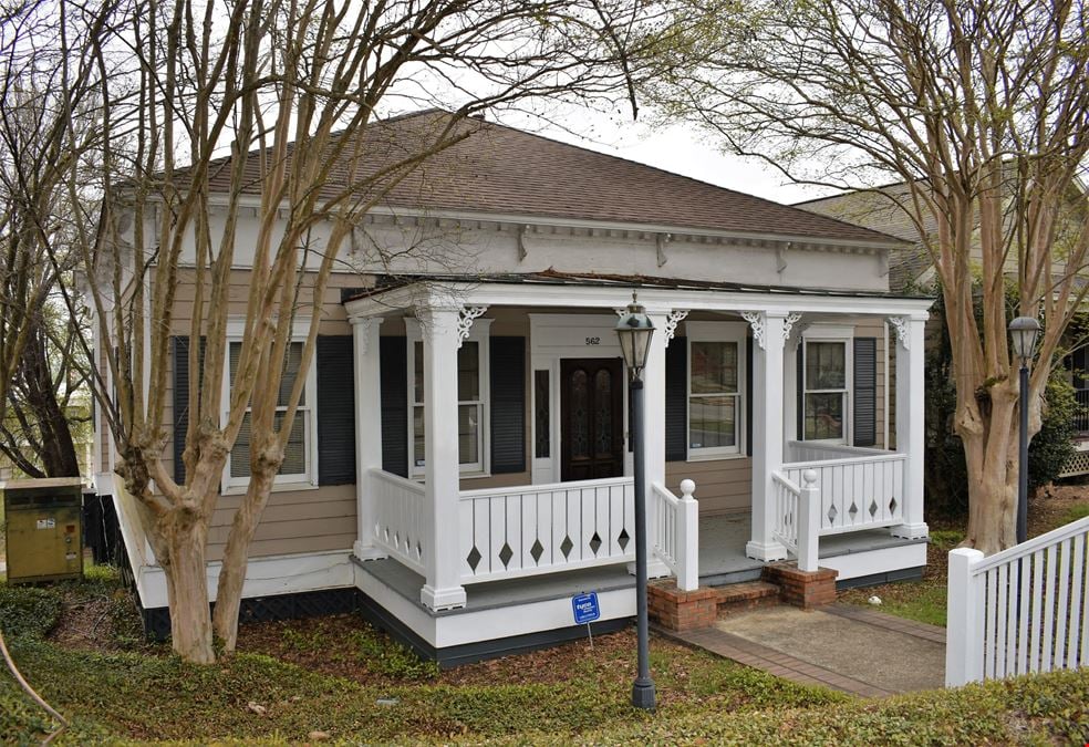 562 Clay St.