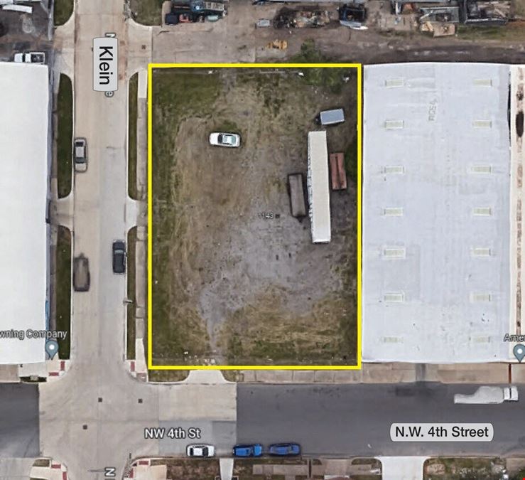 1139 NW 4th St