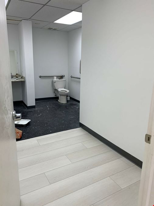 1711 W Livernois Rd, Troy Office Suite