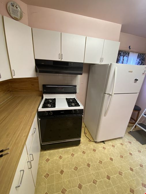 MAJOR INVESTMENT OPPORTUNITY IN RIGGS PARK - DC ESTATE SALE!
