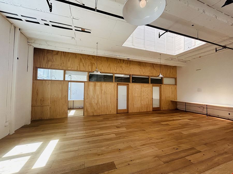 2500 W 7th St