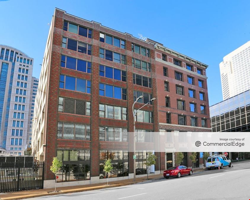 900 Walnut Street
