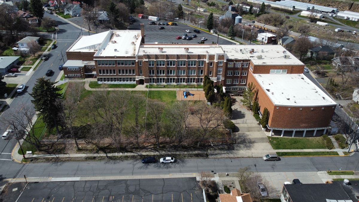 Gladish Community Center