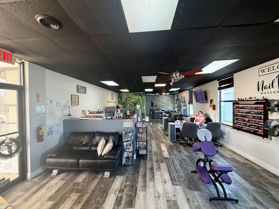 4444 Tamiami Trail