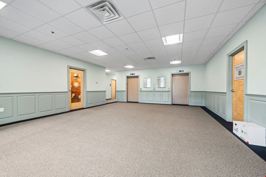 Office/Medical Condo, 2,526 SF, Prime Methuen Location