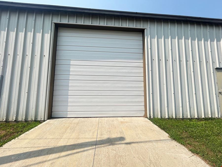 283 E Main St