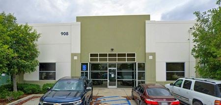 Preview of Industrial space for Rent at 908 W 10th St