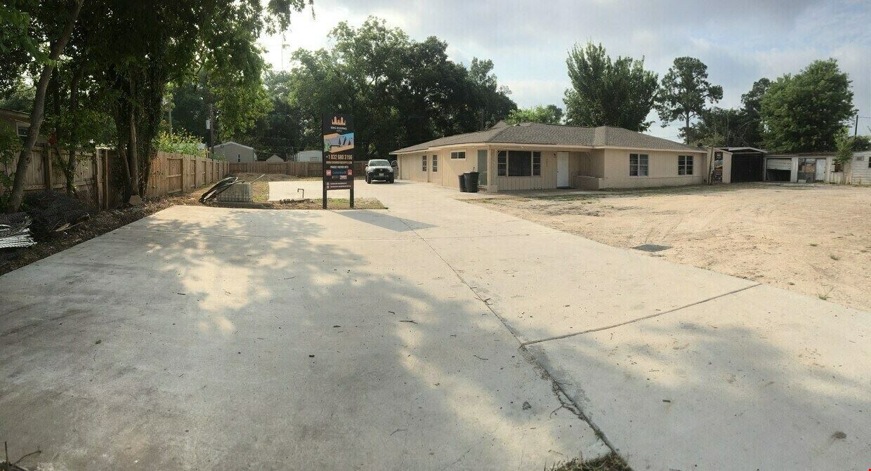 Prime Campbell Rd Corner – Versatile Use Opportunity in Spring Branch