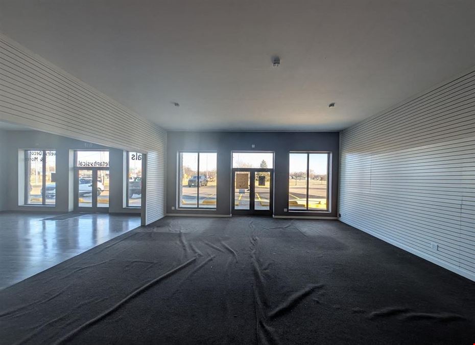216 N Main St