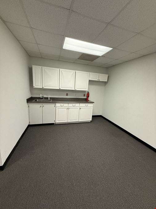 Gold Hill Commerce Park Building 2 Unit 101