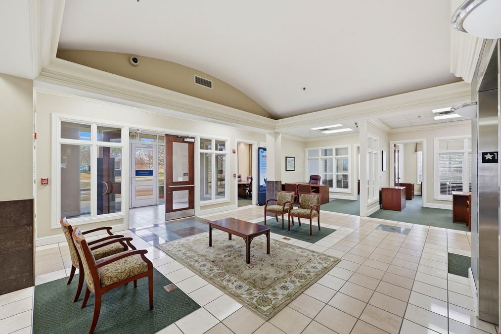 1600 Highland Colony Pkwy