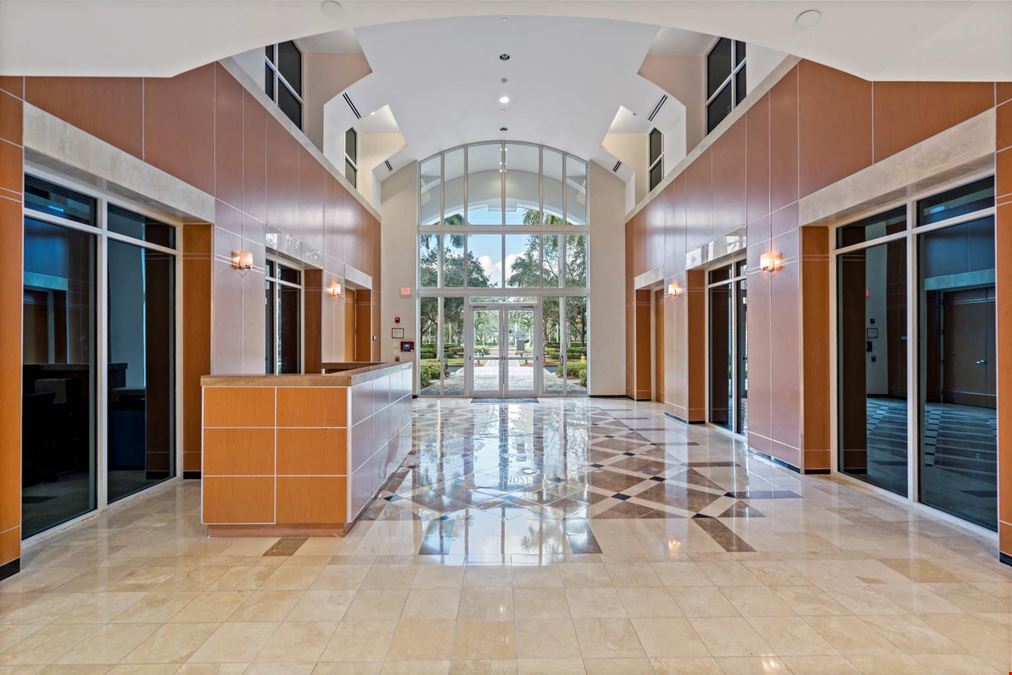 3501 SW 160th Avenue (R065)