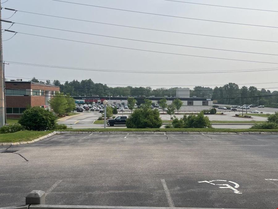 74 Northeastern Blvd #9B Nashua