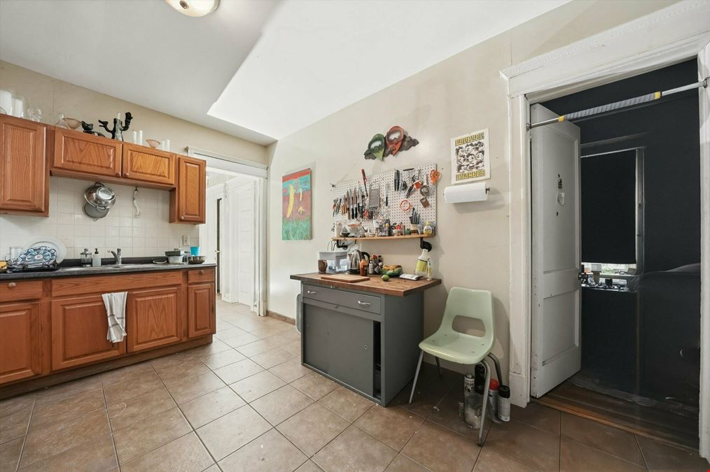3136 W Logan Blvd