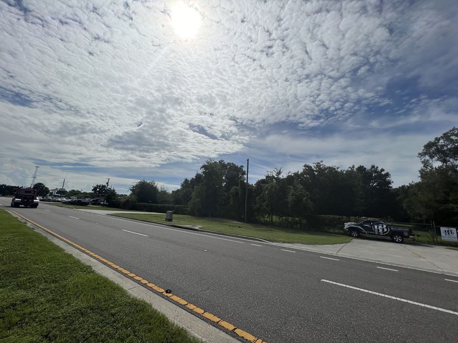 Land for Sale on 441/Pine/301 & Jacksonville Rd