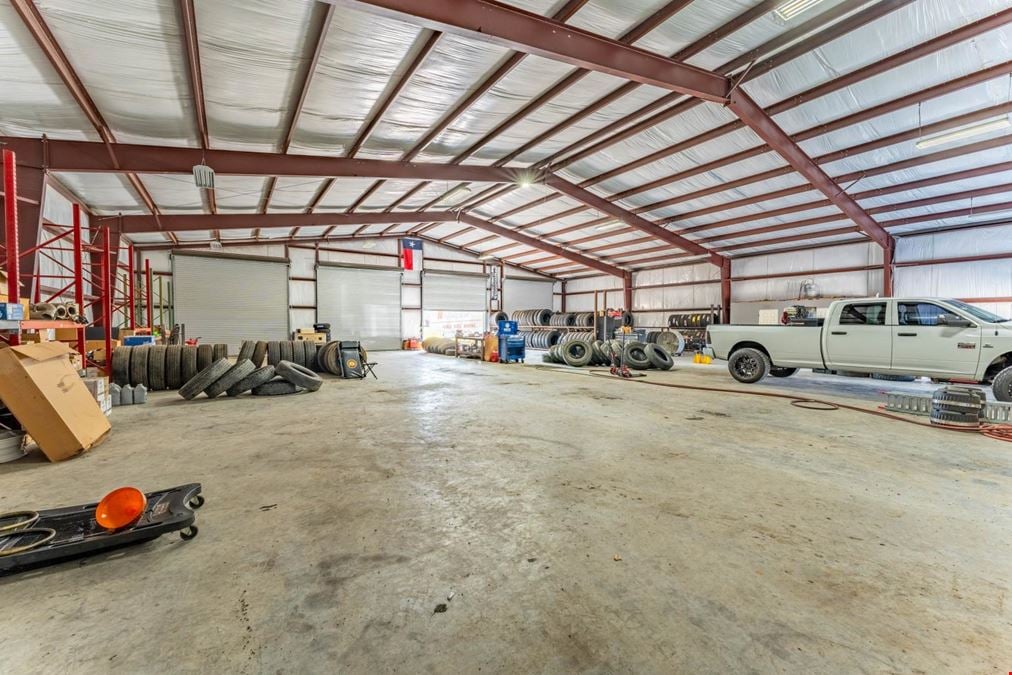 Warehouse for Sale on Interstate 30