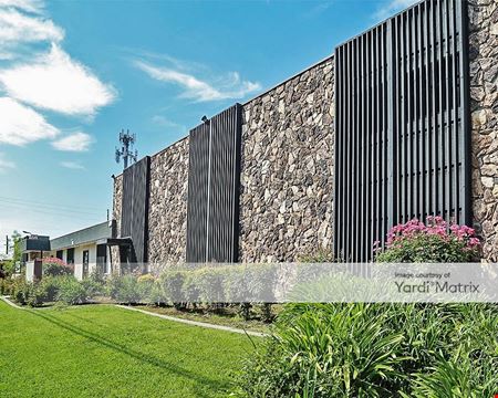 Preview of commercial space at 3325 Longview Drive