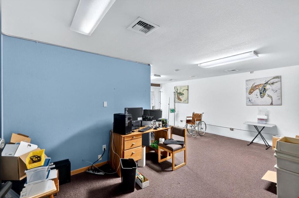 950 W. Ironwood Dr. #3