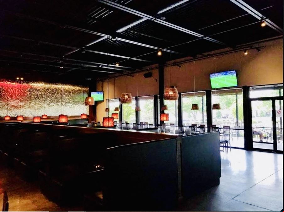 5,725 SF Prime Restaurant