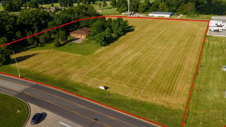 Preview of commercial space at 1605 yearack dr